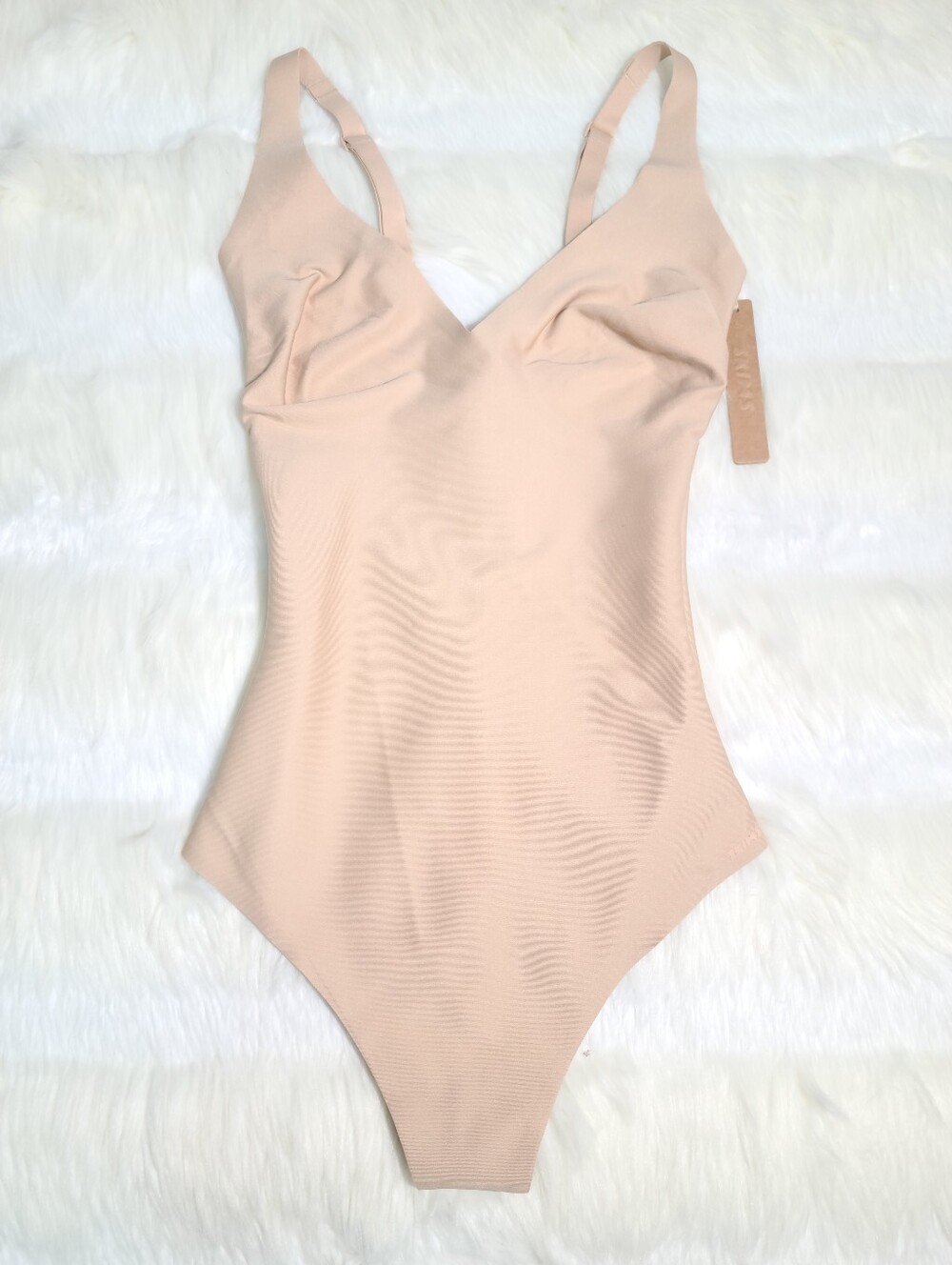 SKIMS Body Core Sculpt Thong Bodysuit Cream Clay Women Large NEW